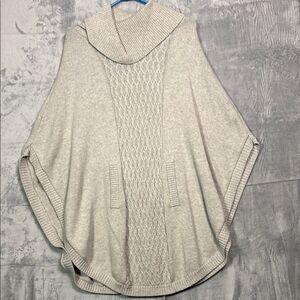Cabi Gray Cowl Neck Shrug Medium Weight Cable Knit Sweater Size Small
